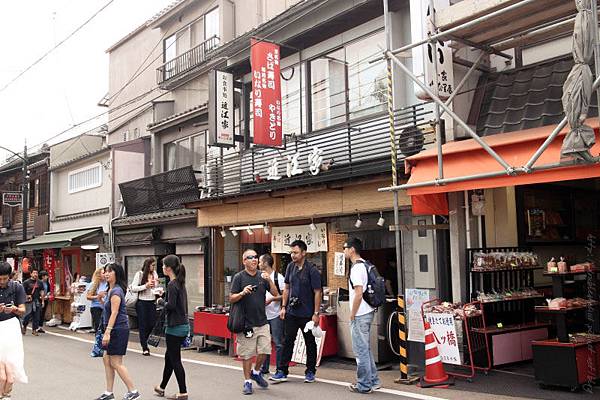 日本五天四夜自由行大阪京都岡本和服體驗清水寺伏見稻禾