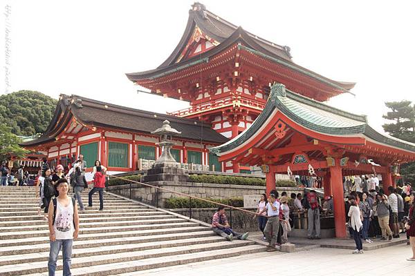 日本五天四夜自由行大阪京都岡本和服體驗清水寺伏見稻禾