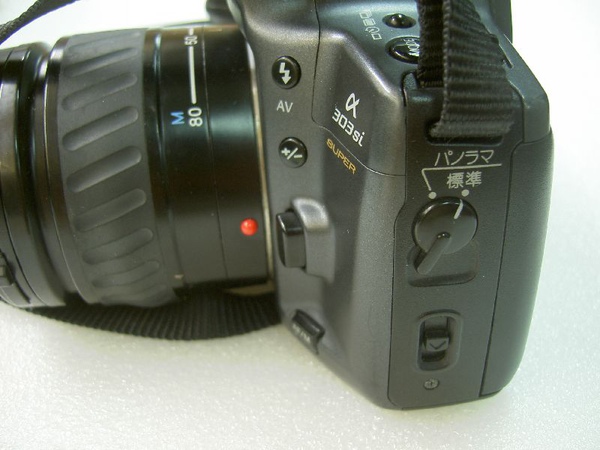 Minolta303si_13.jpg