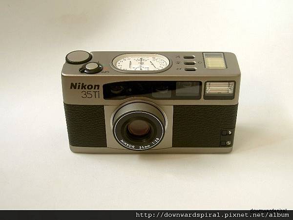 Nikon 35Ti_14.jpg