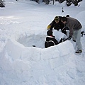 雪屋越蓋越高