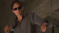 Chuck.S02E03.HDTV.XviD-LOL.avi0799.jpg Chuck.S02E03.HDTV.XviD-LOL.avi0799.jpg