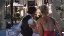 Chuck.S02E03.HDTV.XviD-LOL.avi2529.jpg Chuck.S02E03.HDTV.XviD-LOL.avi2529.jpg
