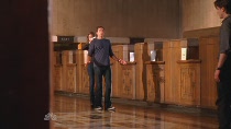 Chuck.S02E03.HDTV.XviD-LOL.avi4006.jpg Chuck.S02E03.HDTV.XviD-LOL.avi4006.jpg