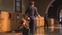 Chuck.S02E03.HDTV.XviD-LOL.avi4045.jpg Chuck.S02E03.HDTV.XviD-LOL.avi4045.jpg