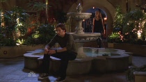 Chuck.S02E03.HDTV.XviD-LOL.avi4549.jpg Chuck.S02E03.HDTV.XviD-LOL.avi4549.jpg