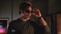 Chuck.S02E03.HDTV.XviD-LOL.avi5012.jpg Chuck.S02E03.HDTV.XviD-LOL.avi5012.jpg