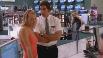 Chuck.S02E04.HDTV.XviD-LOL.avi0212.jpg