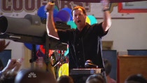 Chuck.S02E04.HDTV.XviD-LOL.avi3058.jpg Chuck.S02E04.HDTV.XviD-LOL.avi3058.jpg