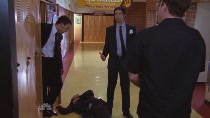 Chuck.S02E04.HDTV.XviD-LOL.avi4087.jpg Chuck.S02E04.HDTV.XviD-LOL.avi4087.jpg