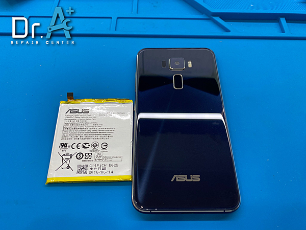 ASUS ZenFone3 ZE520KL 更換電池5.png