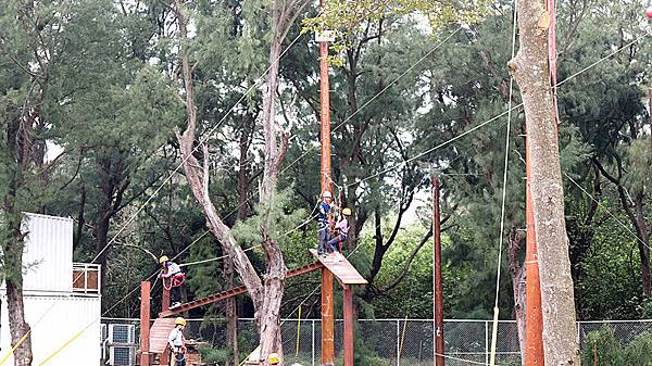 /tmp/phpoYVT88 /tmp/phpoYVT88