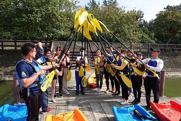 /tmp/phpqNZ6v7 /tmp/phpqNZ6v7