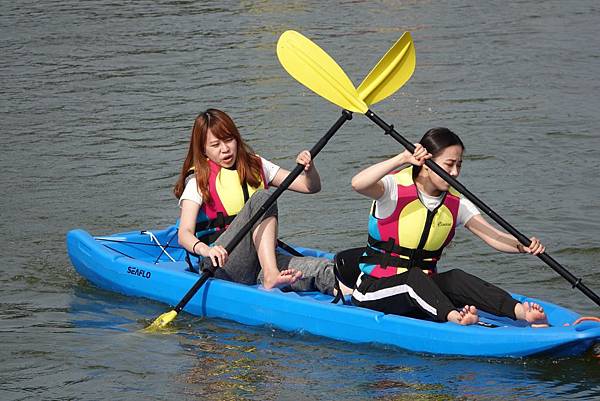 /tmp/phpMmOq7r /tmp/phpMmOq7r