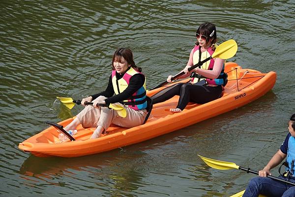 /tmp/phpeEMPsH /tmp/phpeEMPsH