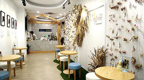 /tmp/phpxuLnZH /tmp/phpxuLnZH