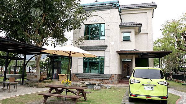 /tmp/phpsS8uWR /tmp/phpsS8uWR