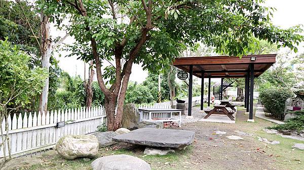 /tmp/php7df9SO /tmp/php7df9SO