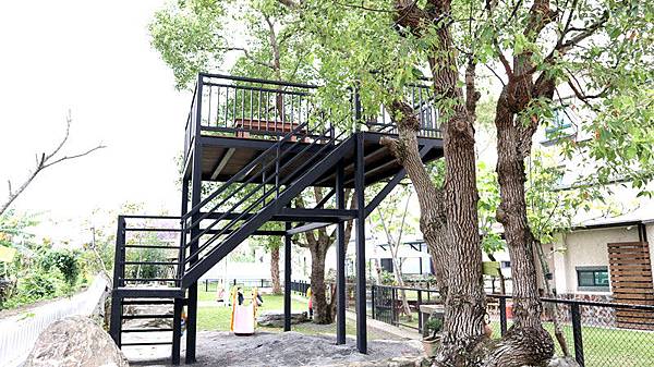 /tmp/phpJga3w7 /tmp/phpJga3w7