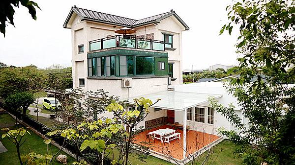 /tmp/phpD6YZVF /tmp/phpD6YZVF