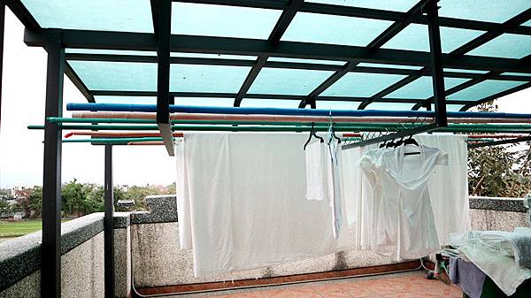 /tmp/phplFtSsR /tmp/phplFtSsR