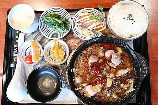 /tmp/phpyUPdex /tmp/phpyUPdex