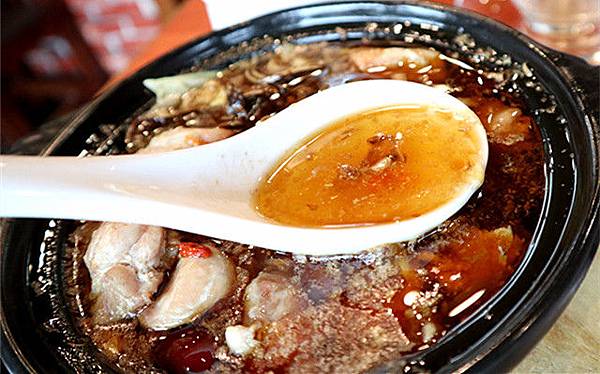 /tmp/phpkM5Dgj /tmp/phpkM5Dgj