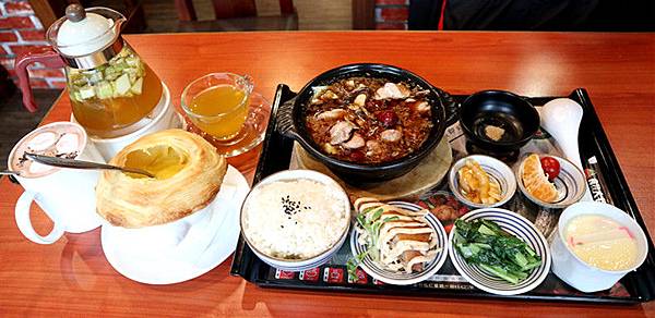 /tmp/phptsw4YE /tmp/phptsw4YE