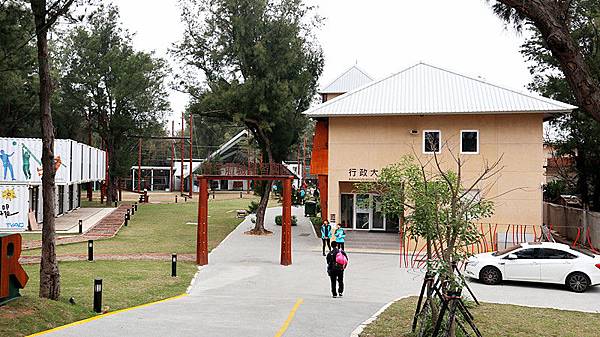 /tmp/php2Rl2Y5 /tmp/php2Rl2Y5