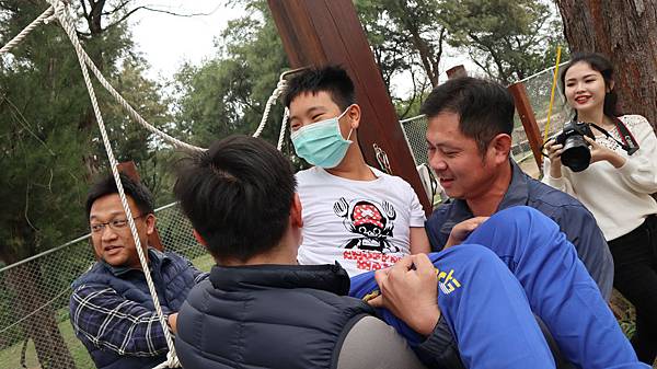 /tmp/phpLeBNei /tmp/phpLeBNei