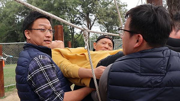 /tmp/phpt09V6c /tmp/phpt09V6c