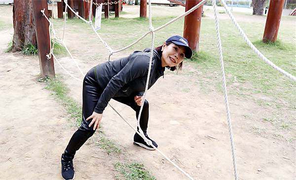 /tmp/phpoPs9Sg /tmp/phpoPs9Sg