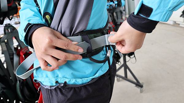 /tmp/phpFJEaOm /tmp/phpFJEaOm