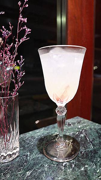 /tmp/phpnEA2vK /tmp/phpnEA2vK