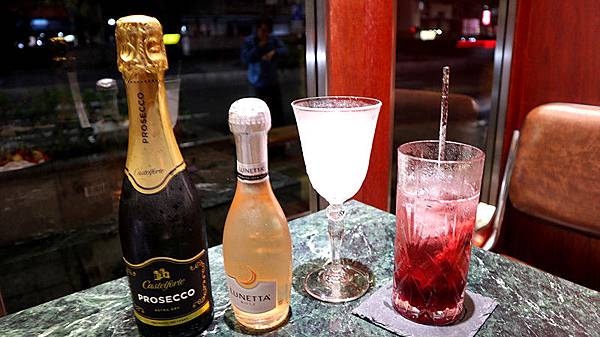 /tmp/phpcTGJBm /tmp/phpcTGJBm