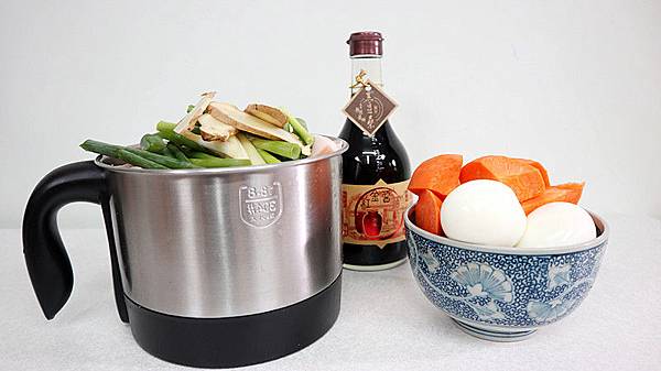 /tmp/phpql5mGt /tmp/phpql5mGt