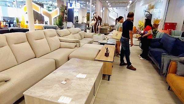 台中家具推薦｜【中友家具】全台最大3000坪展場空間，品項超