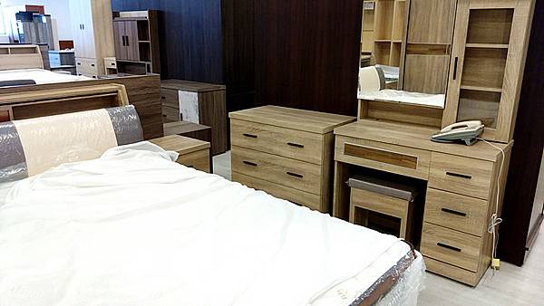 台中家具推薦｜【中友家具】全台最大3000坪展場空間，品項超