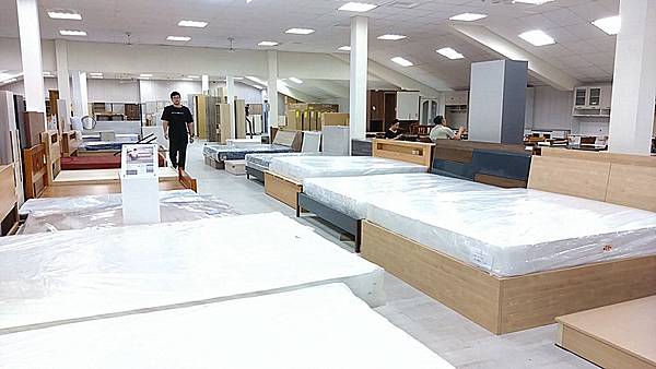 台中家具推薦｜【中友家具】全台最大3000坪展場空間，品項超