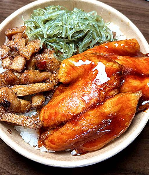 龜山古早味外帶便當【上座古傳滷肉飯專賣店】,樸實不浮誇,讓 龜山古早味外帶便當【上座古傳滷肉飯專賣店】,樸實不浮誇,讓