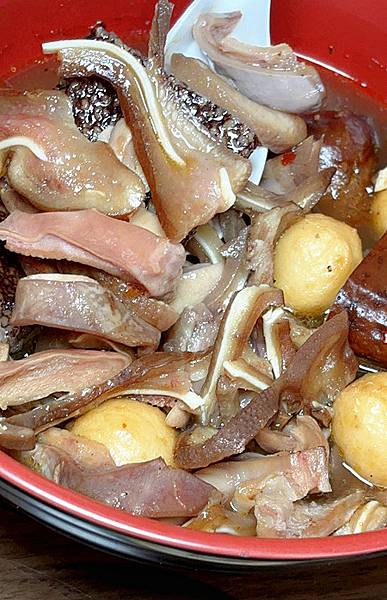 龜山古早味外帶便當【上座古傳滷肉飯專賣店】,樸實不浮誇,讓 龜山古早味外帶便當【上座古傳滷肉飯專賣店】,樸實不浮誇,讓