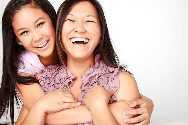 asian_mom_daughter.jpg asian_mom_daughter.jpg