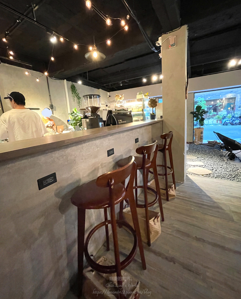 【臺北/大安區】Naturdise戶外裝備咖啡廳：都市叢林中
