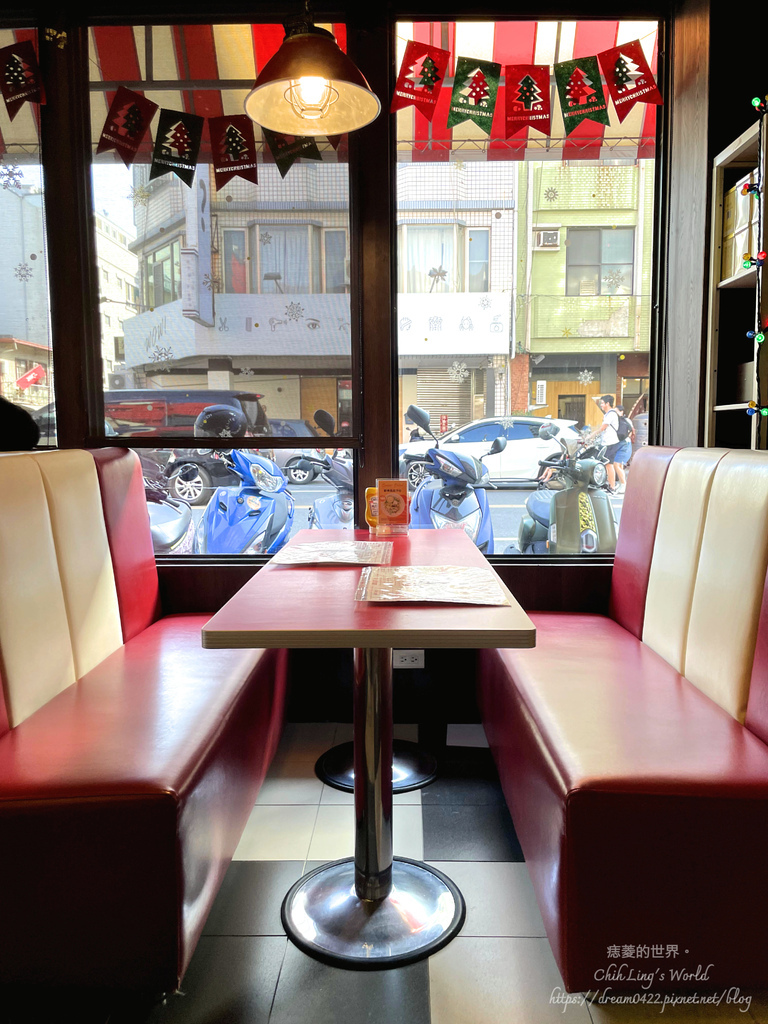 【台南/中西區】ABC Burger：在經典紅白配色美式餐廳