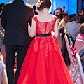 同款加映：紅色蓬裙蕾絲氣質禮服(無露背款)