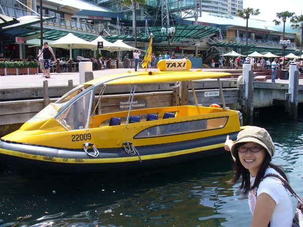 11.Darling Harbour的交通工具之一--Water Taxi.JPG