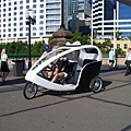 21.雪梨的腳踏計程車.JPG