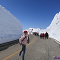 158.高興地學瑪莉歐跳跳跳!