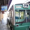 104.準備搭乘嵐山有名的復古小火車-嵐電-囉.jpg