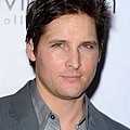 Carlisle(Peter Facinelli)1.jpg